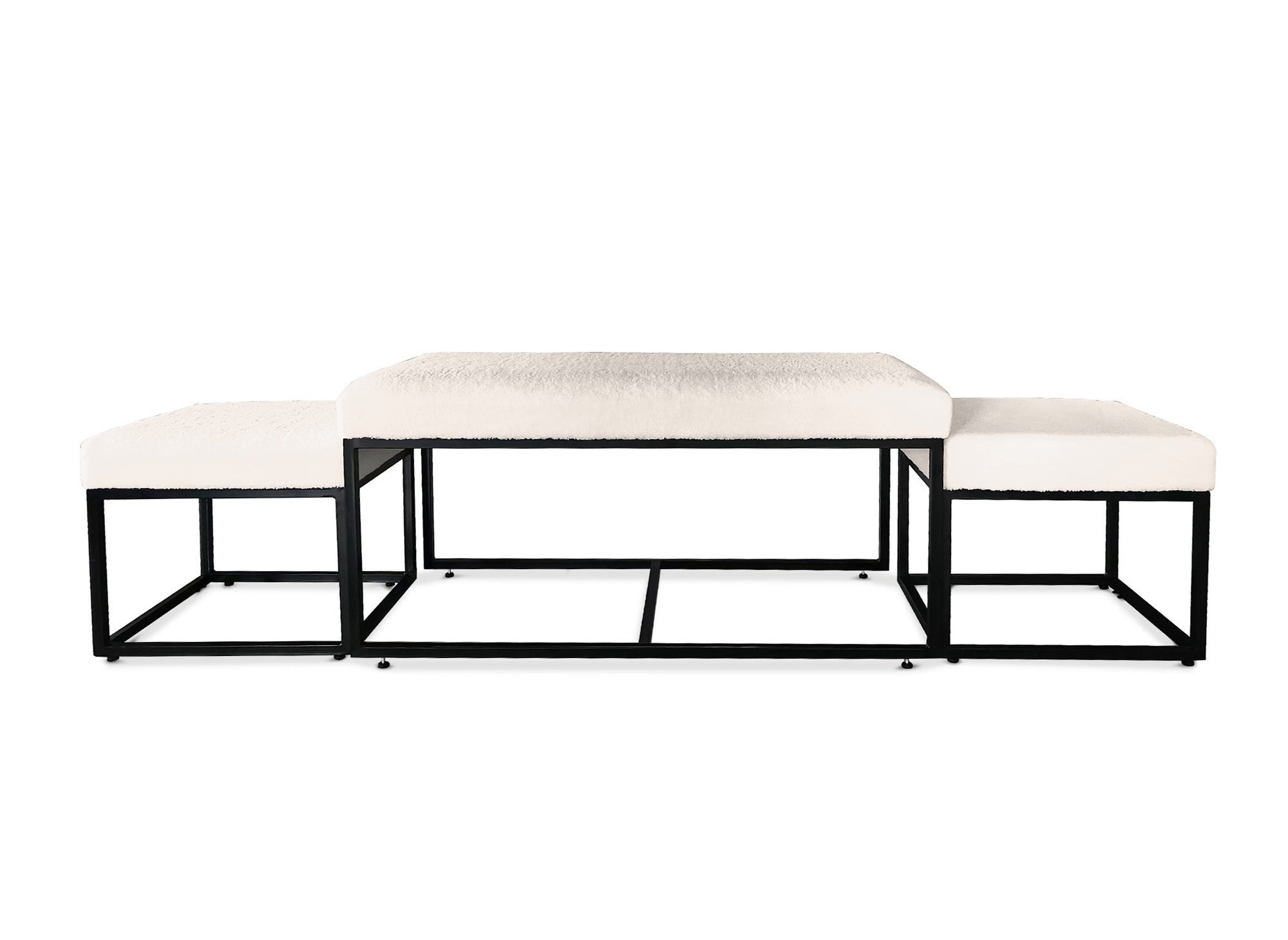 BECKIE Bank mit Poufs aus ecru-weißem Bouclé-Stoff und schwarzen Metallbeinen