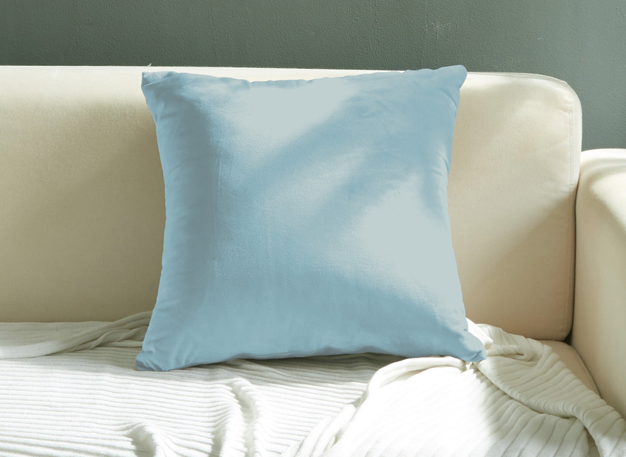 TYGA wassergrünes quadratisches Samtkissen 45x45cm