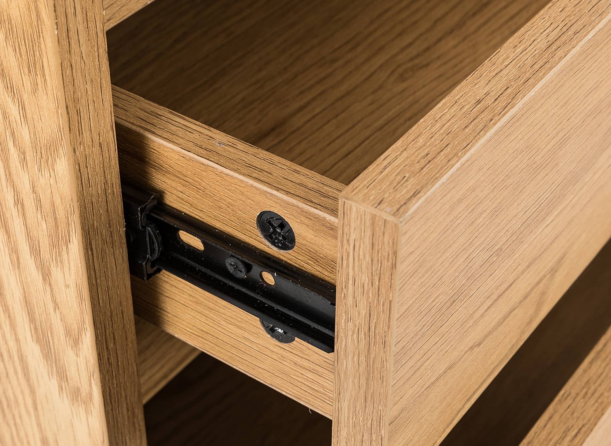 SACHA eichenfarbene Holzkommode mit 5 Schubladen und Frisiertisch