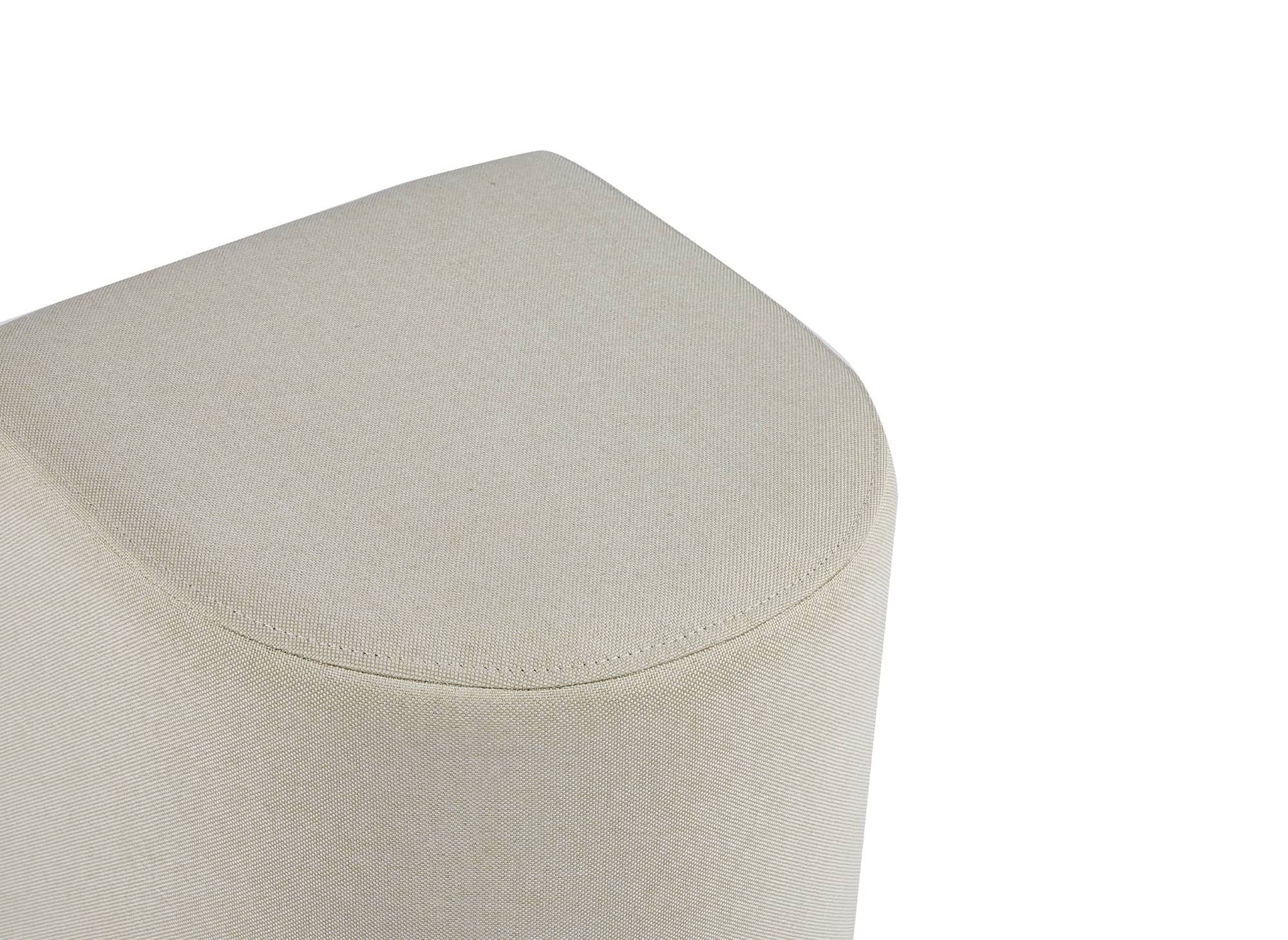 JUDITH holzfarbenes Couchtisch-Set mit 2 beigen Stoffpoufs