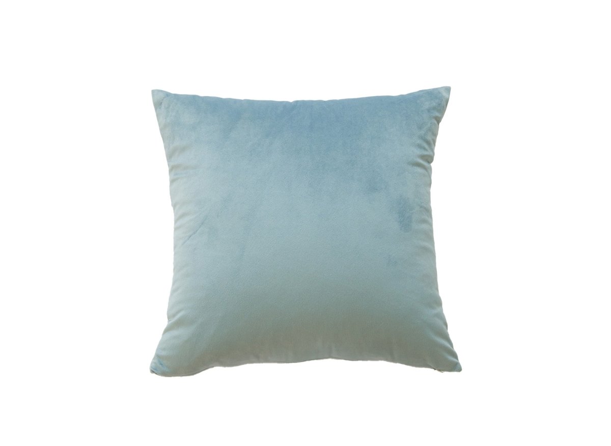 Coussin carré 45x45cm en velours vert d'eau TYGA - DécoInParis