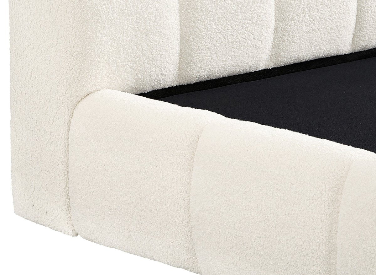 Lit coffre en tissu bouclette écru 140x190 cm GEORGINA - DécoInParis