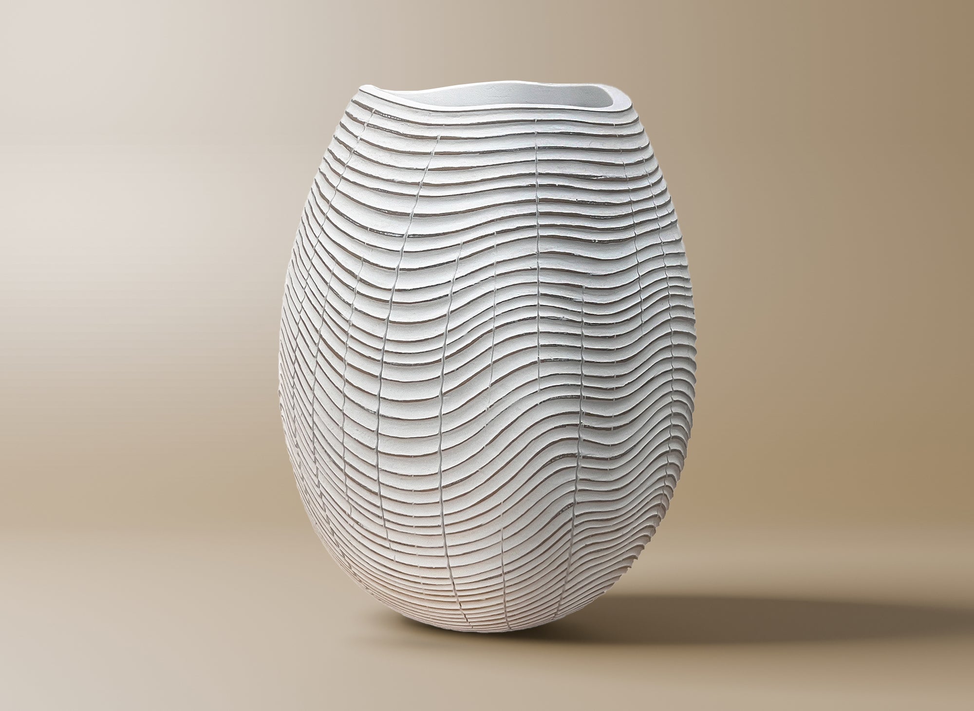 Weiße Kugelvase aus Kunstharz, H23 cm, VAGUE