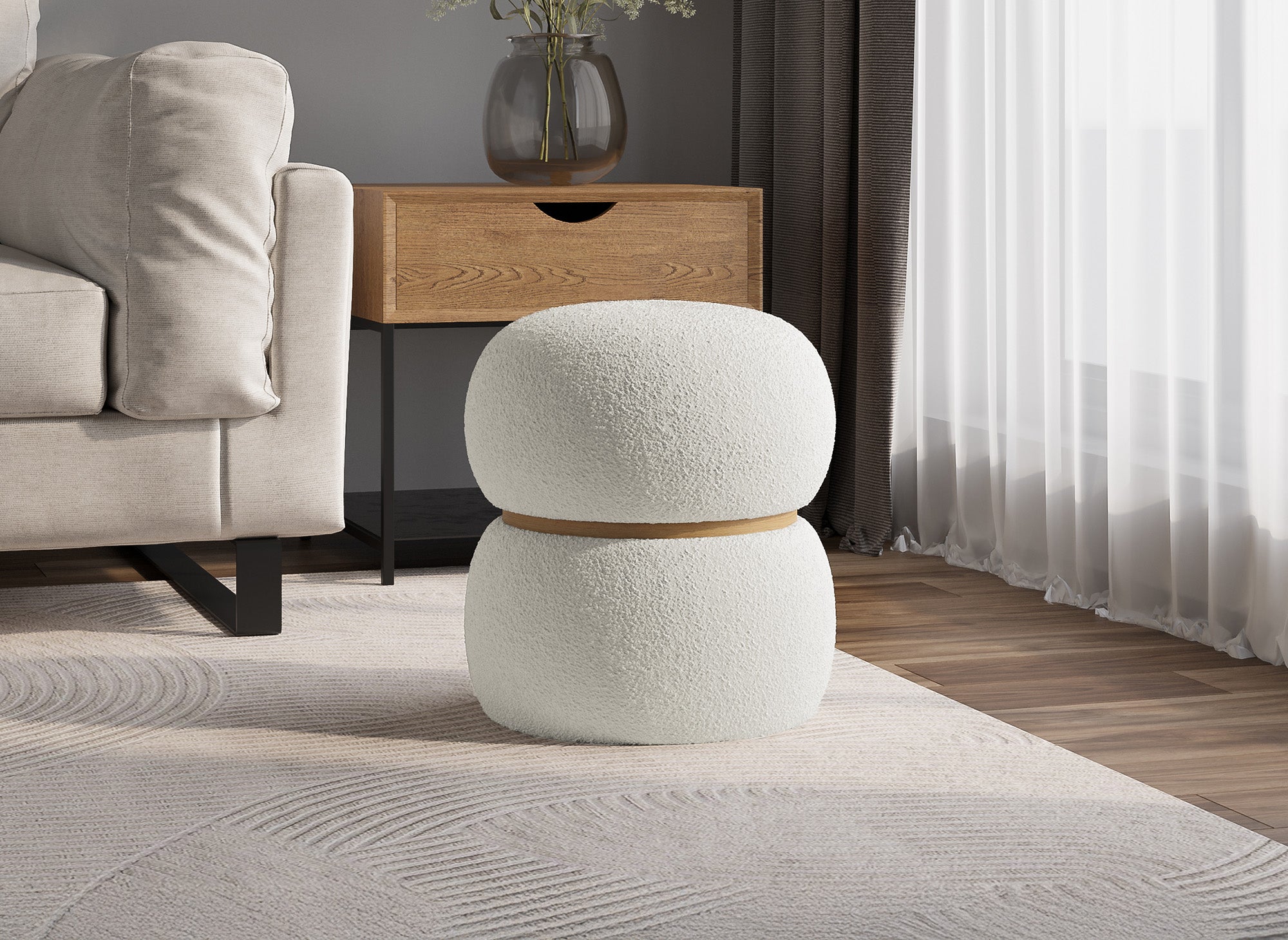 NESSY Designer-Pouf aus ecru-weißem Stoff mit Schaffell-Effekt