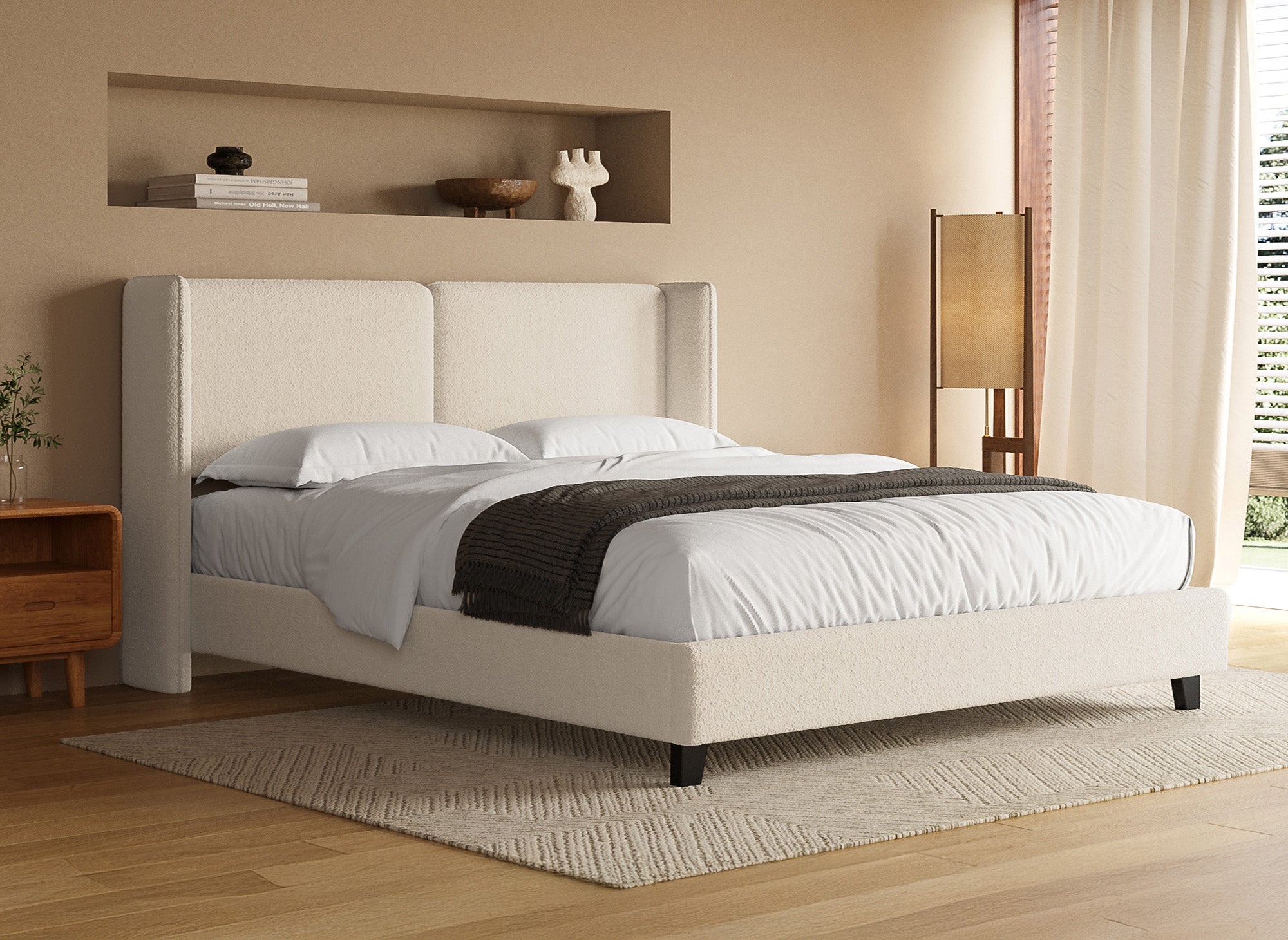 Doppelbett in beigefarbenem Schaffell-Effekt 180x200 cm KAYDEN