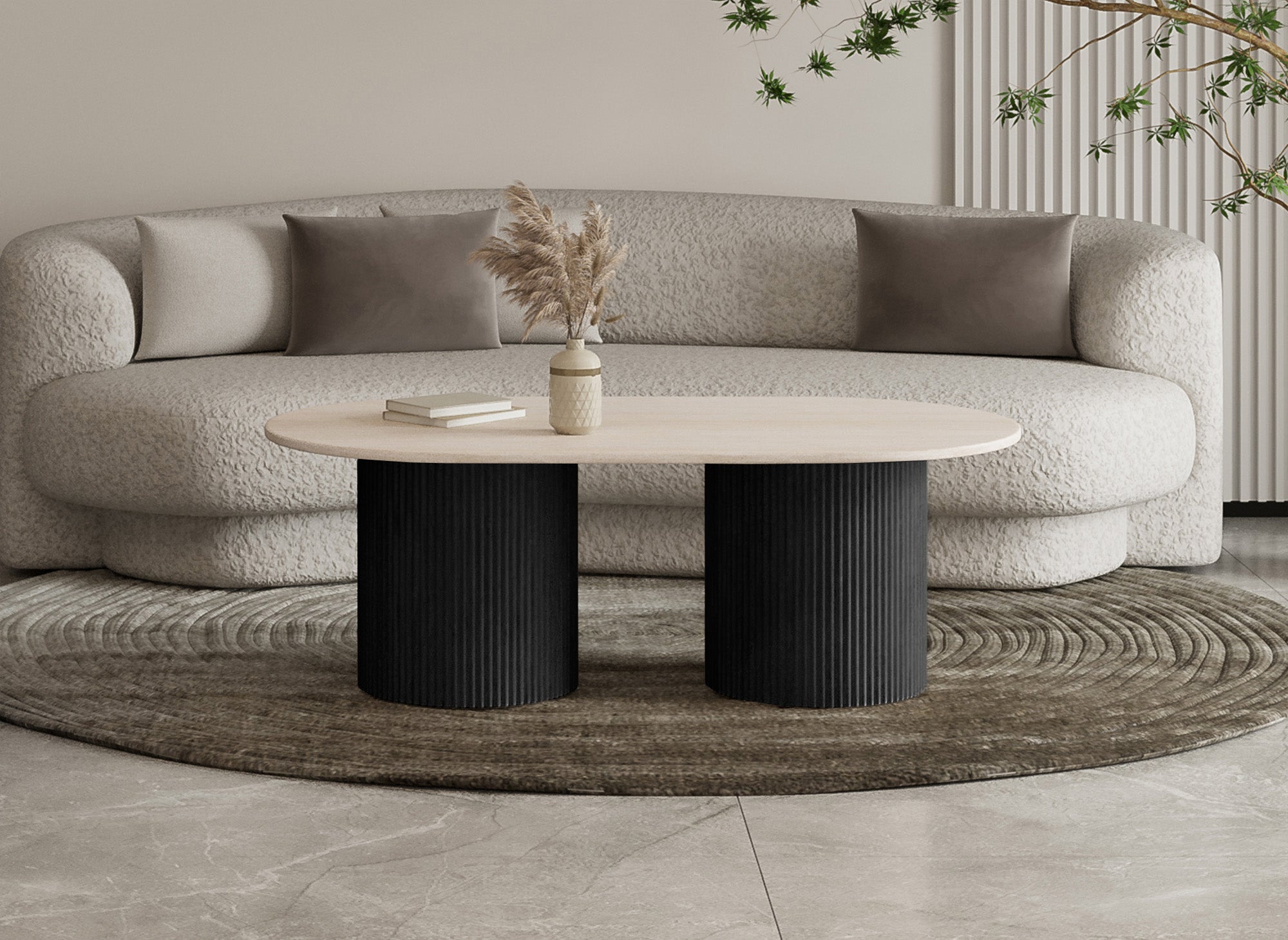 DHARA BLACK Couchtisch aus beigem Verbundmarmor mit schwarzen Beinen