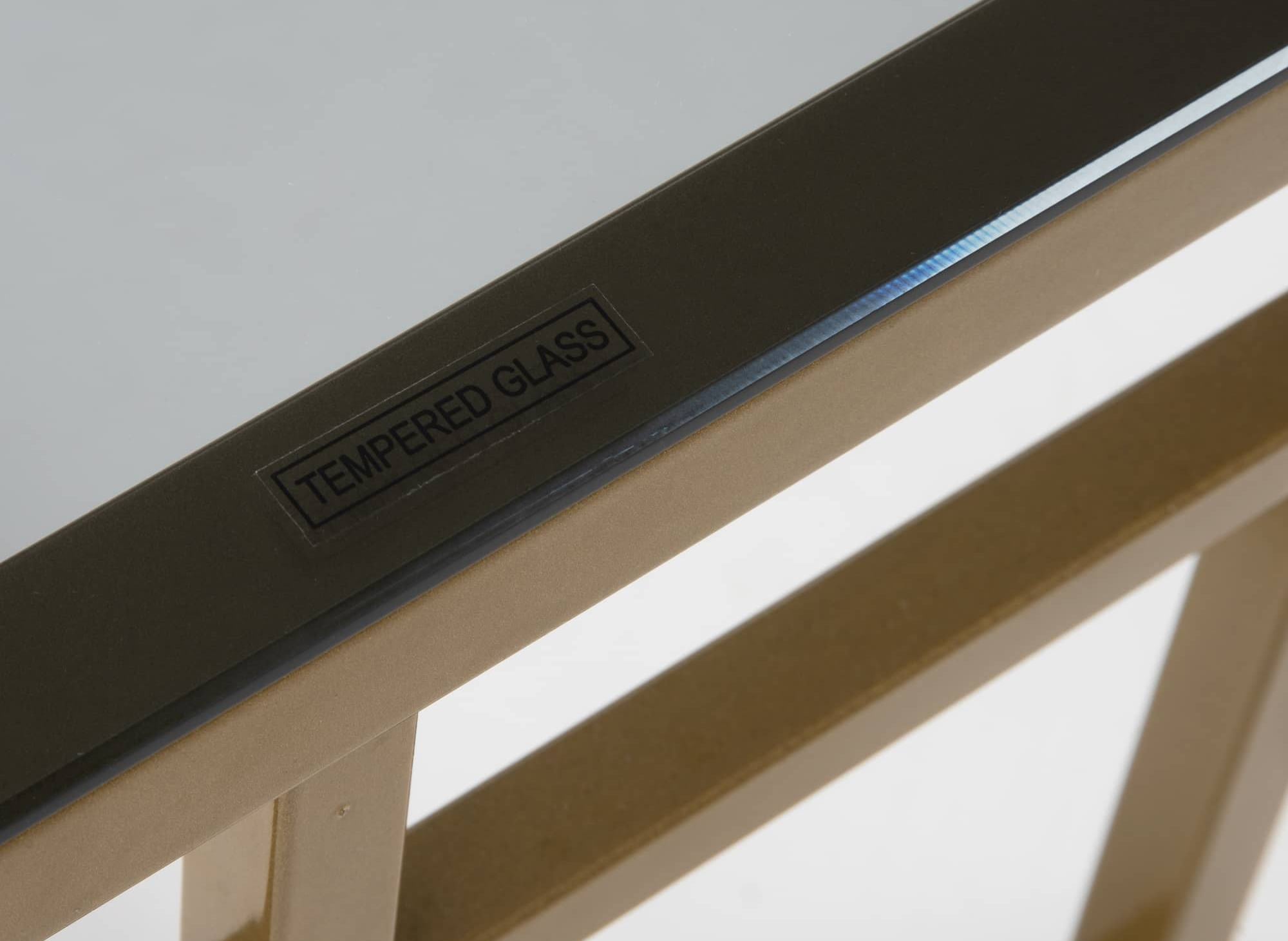 Rechteckiger Designer-Couchtisch PABLO aus schwarzem Glas und goldfarbenem Metall
