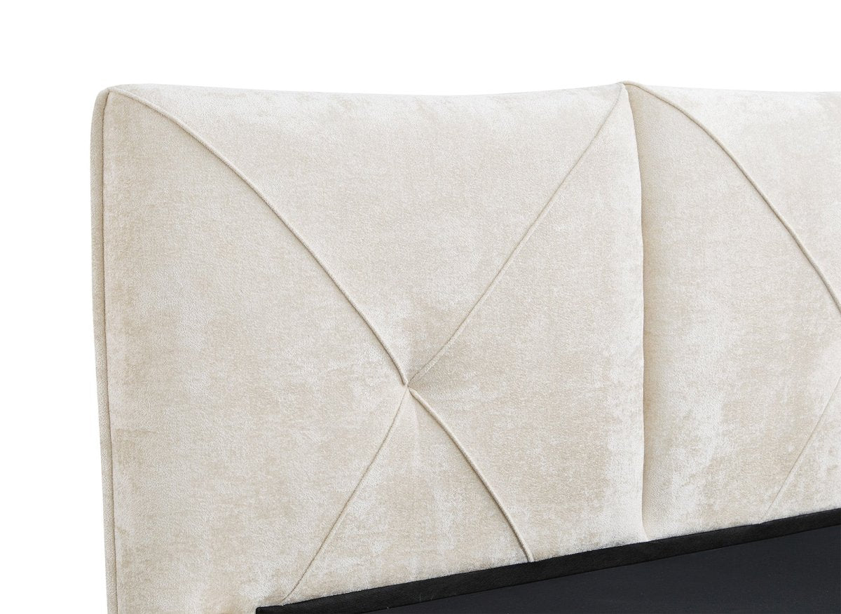 Lit coffre en tissu bouclette doux beige 180x200 cm NOAH - DécoInParis