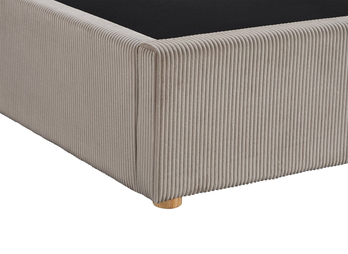 Lit coffre en velours côtelé taupe 180x200 cm ZELIA - DécoInParis