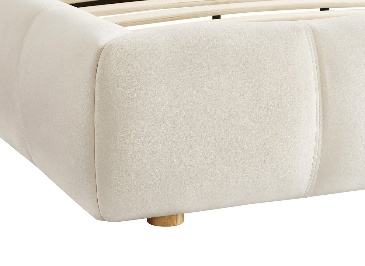 Lit double en velours beige 160x200 cm GEORGINA - DécoInParis