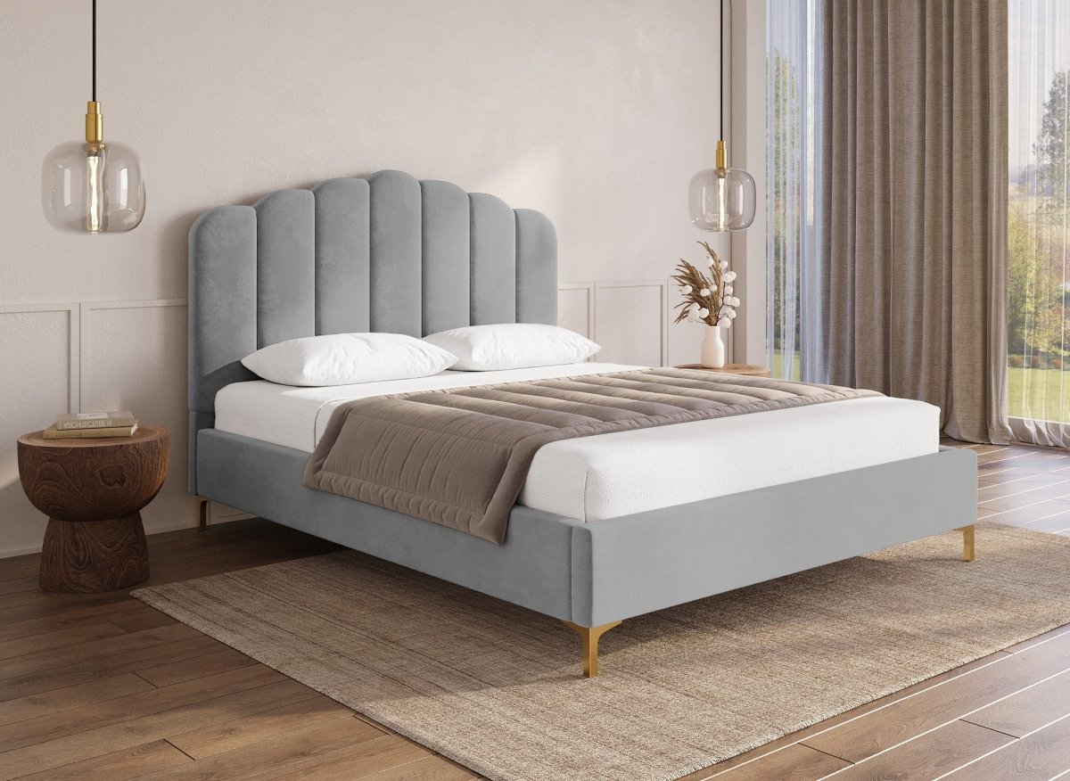 Lit double en velours gris 140x190 cm MARION - DécoInParis