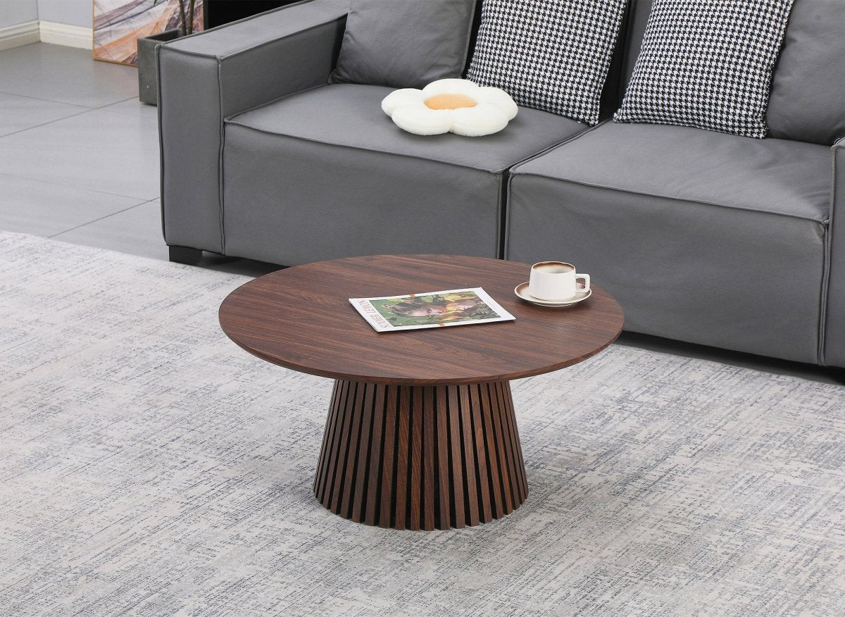 Table basse ronde en bois foncé HEKA - DécoInParis