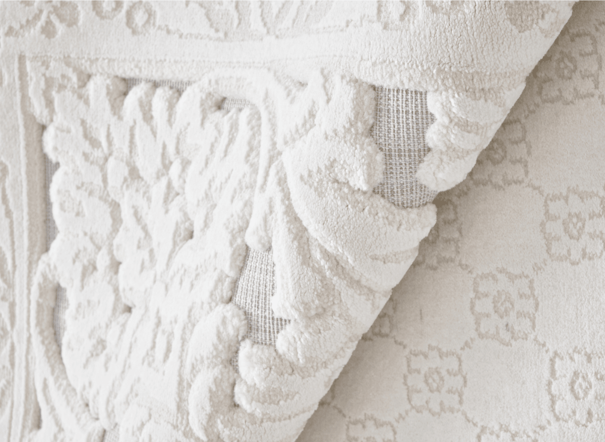 Tapis blanc écru effet moulure parisienne 192 x 290 cm CESAR - DécoInParis