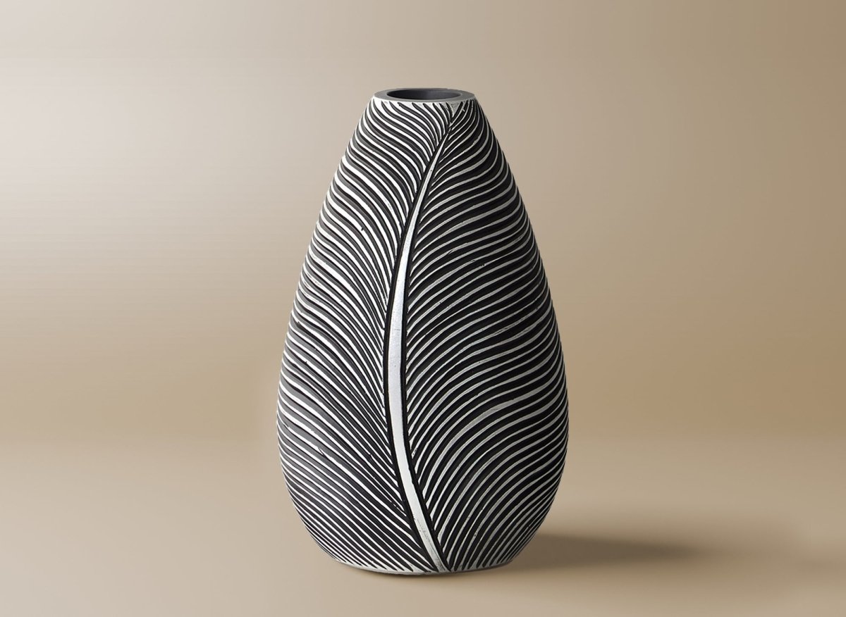 Vase en résine noir et blanc H30 cm EBENE - DécoInParis